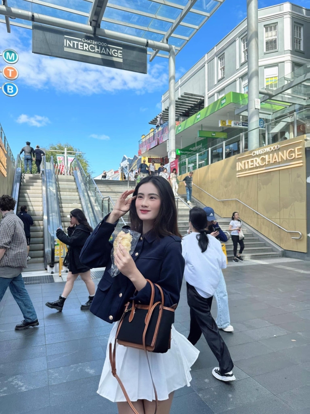 Hoa hậu Ý Nhi hé lộ cuộc sống sau 2 tháng sang Úc: Phải đi làm thêm, không dám ra ngoài ăn vì lý do này?-2