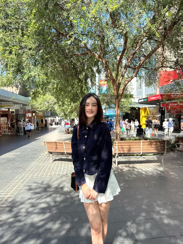 Hoa hậu Ý Nhi hé lộ cuộc sống sau 2 tháng sang Úc: Phải đi làm thêm, không dám ra ngoài ăn vì lý do này?-1