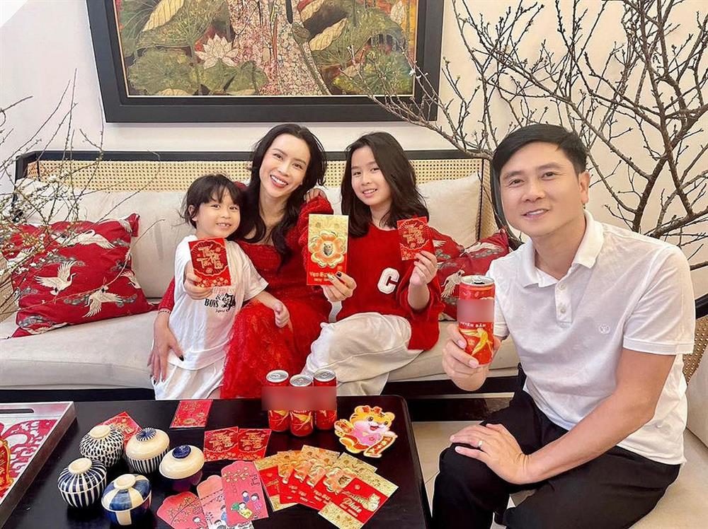 Giữa thông tin đã ly hôn, Hồ Hoài Anh và Lưu Hương Giang đã từng sống hạnh phúc trong căn nhà như thế nào?-4