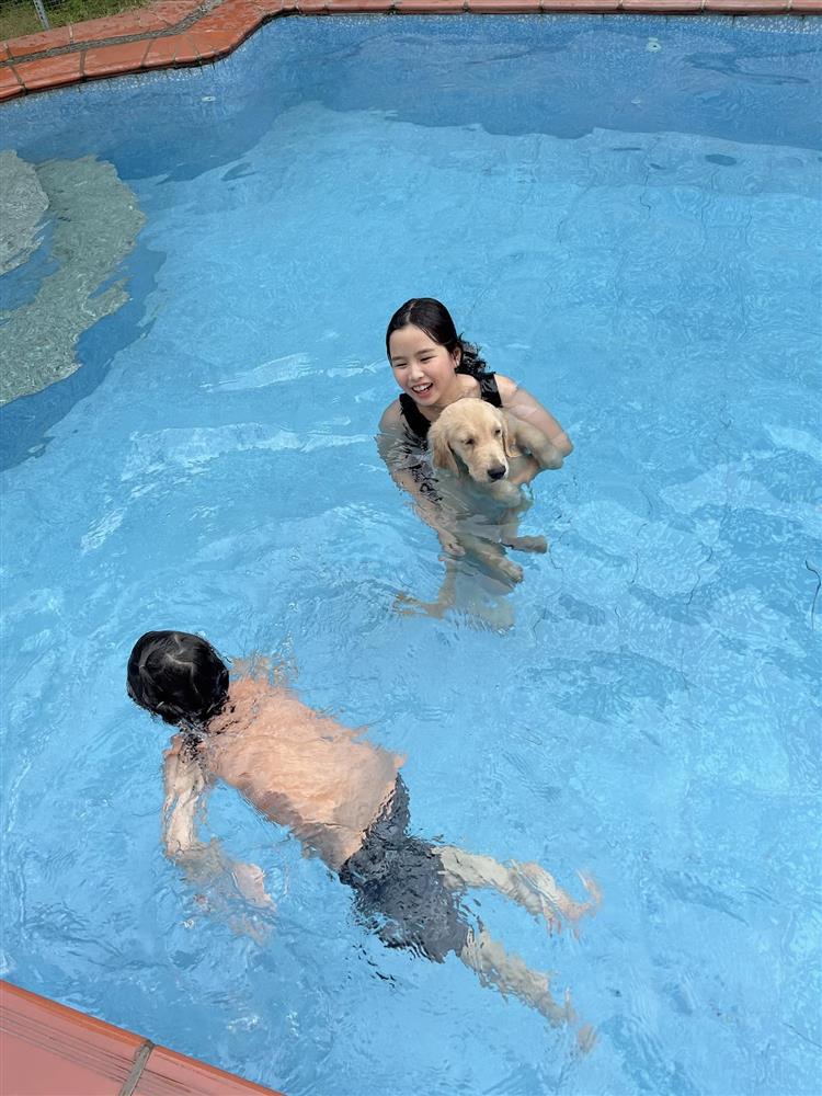 Giữa thông tin đã ly hôn, Hồ Hoài Anh và Lưu Hương Giang đã từng sống hạnh phúc trong căn nhà như thế nào?-19