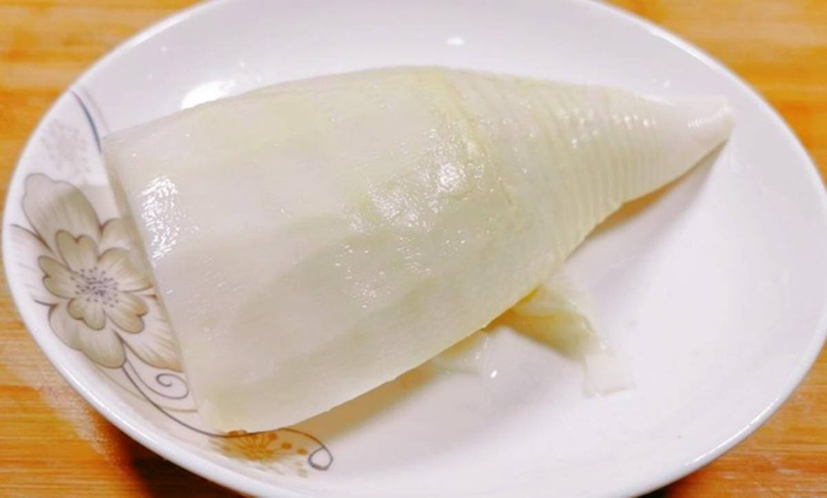 Loại rau vàng chôn trong đất, ăn nhiều chắc xương, bổ dạ dày, xào thịt cực thơm-2