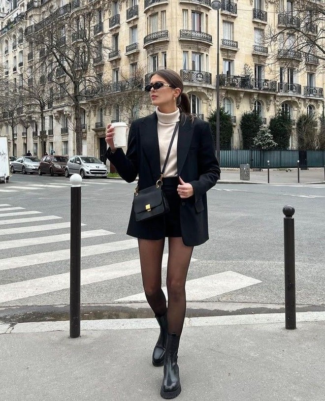 Tham khảo 5 kiểu áo sang trọng của phụ nữ Pháp để diện Tết-11