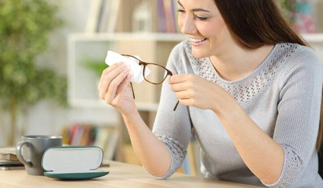 Những sai lầm tai hại khi vệ sinh kính mắt-1