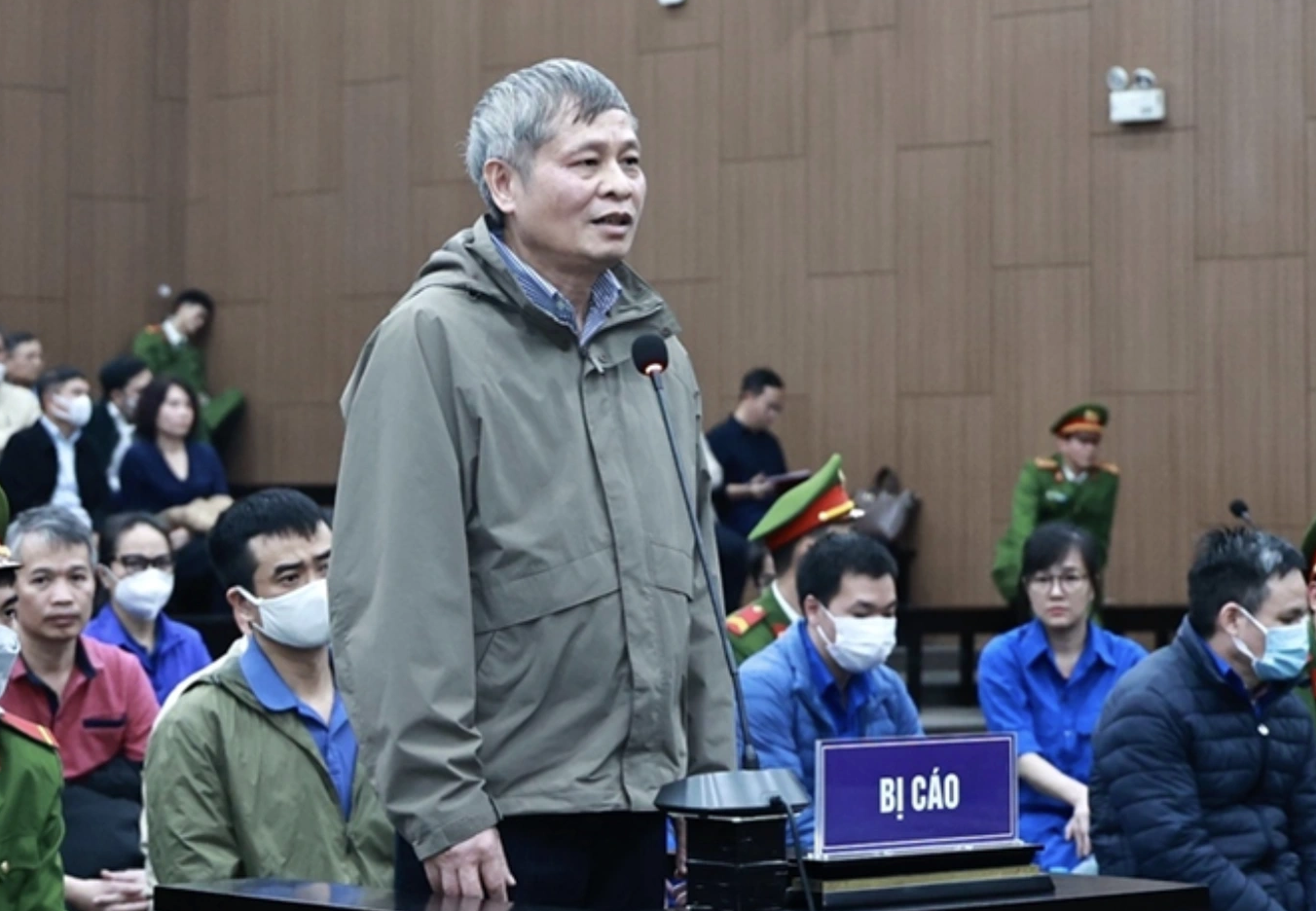 Công - tội phân minh và câu chuyện đếm tiền mòn vân tay trong đại án Việt Á-3