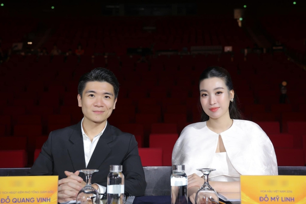 Đỗ Mỹ Linh làm dâu hào môn: Sống sang chảnh trong dinh thự khủng, mối quan hệ với nhà chồng thế nào?-11