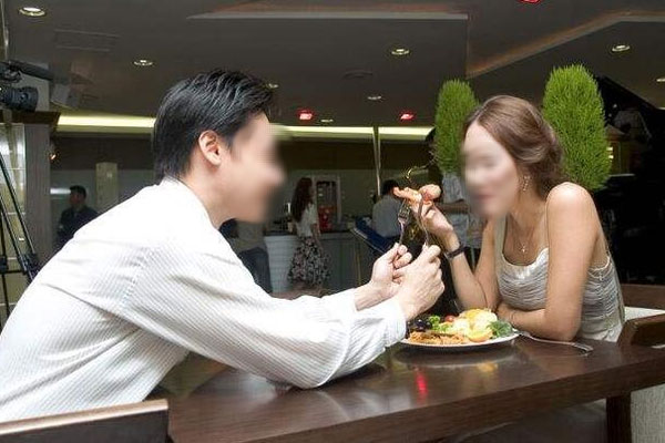 Kỹ sư U50 gặp 100 người suốt 10 năm không tìm được vợ, loạt tiêu chuẩn khiến người nghe choáng váng-1