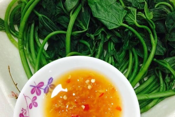 Luôn cho thêm thứ này khi nấu ăn làm tăng 29% nguy cơ mắc bệnh thận, người Việt lại rất thích làm-2