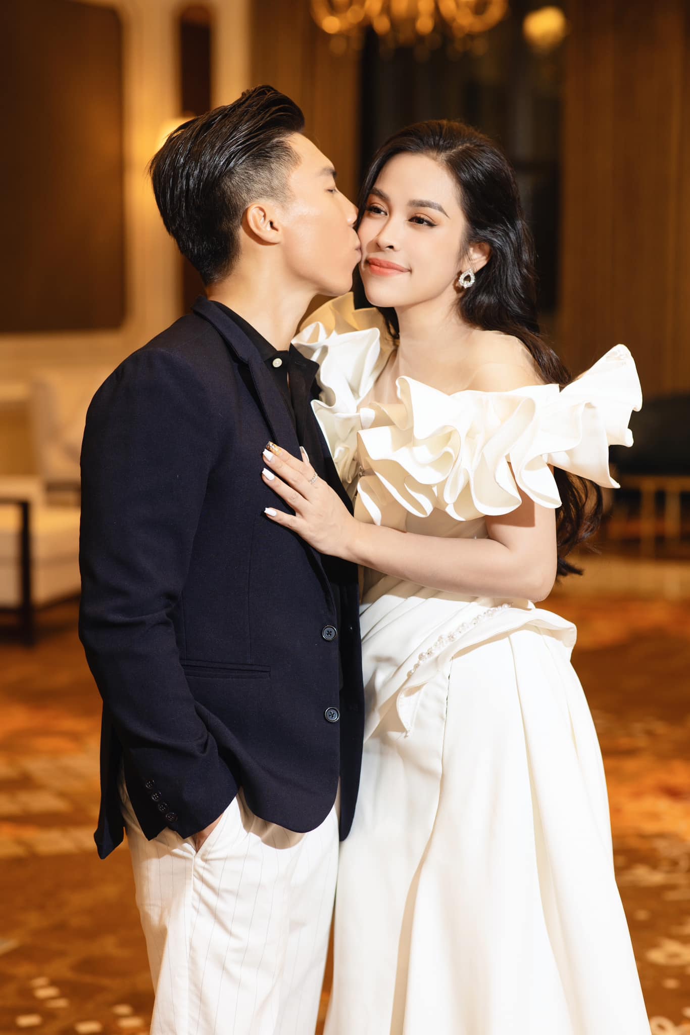 O Sen Ngọc Mai tiết lộ chuyện vợ chồng và sở thích lạ của ông xã Quốc Nghiệp-2