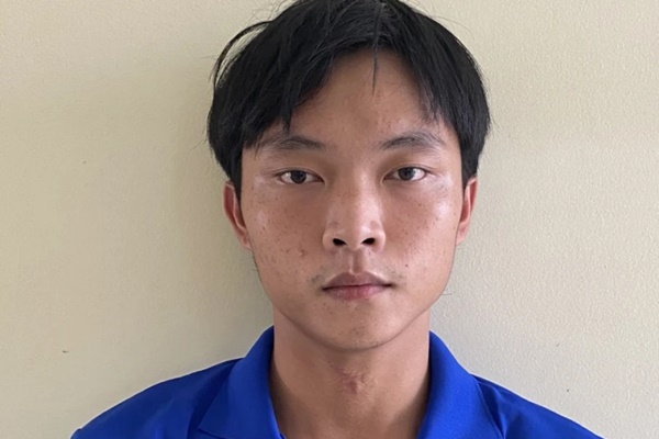 Nữ đạo tặc nhơn nhơn vào thẳng nhà dân để trộm cắp ở Mỹ Đình: Video từ camera gây sốc về độ liều lĩnh-3