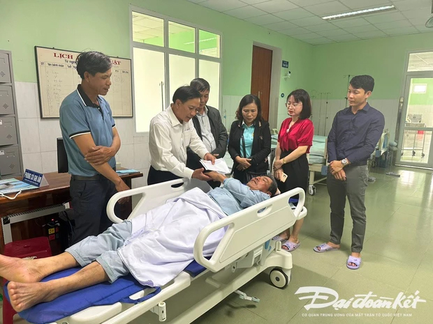 Vụ rơi máy bay ở Quảng Nam: Hỗ trợ người bị thương và gia đình bị hư hỏng nhà cửa-1