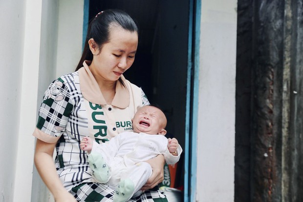 Xót cảnh bé trai 4 tháng tuổi bị bệnh tim bẩm sinh, cha mẹ nghèo bật khóc xin giúp đỡ-6