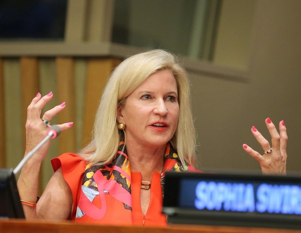 7 tỷ phú giàu hàng đầu thế giới nhưng sống ẩn dật: Đều là những tai to mặt lớn đứng sau các thương hiệu nổi tiếng thế giới-3