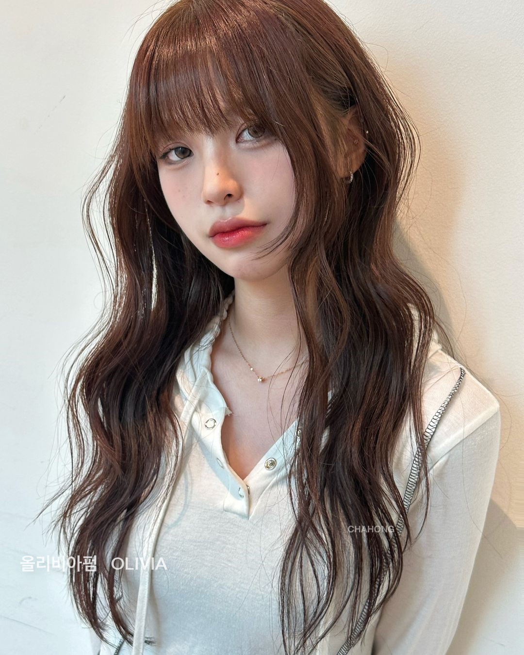 5 màu nhuộm tóc tôn da sáng hồng, dễ áp dụng nhất cho dịp Tết-3