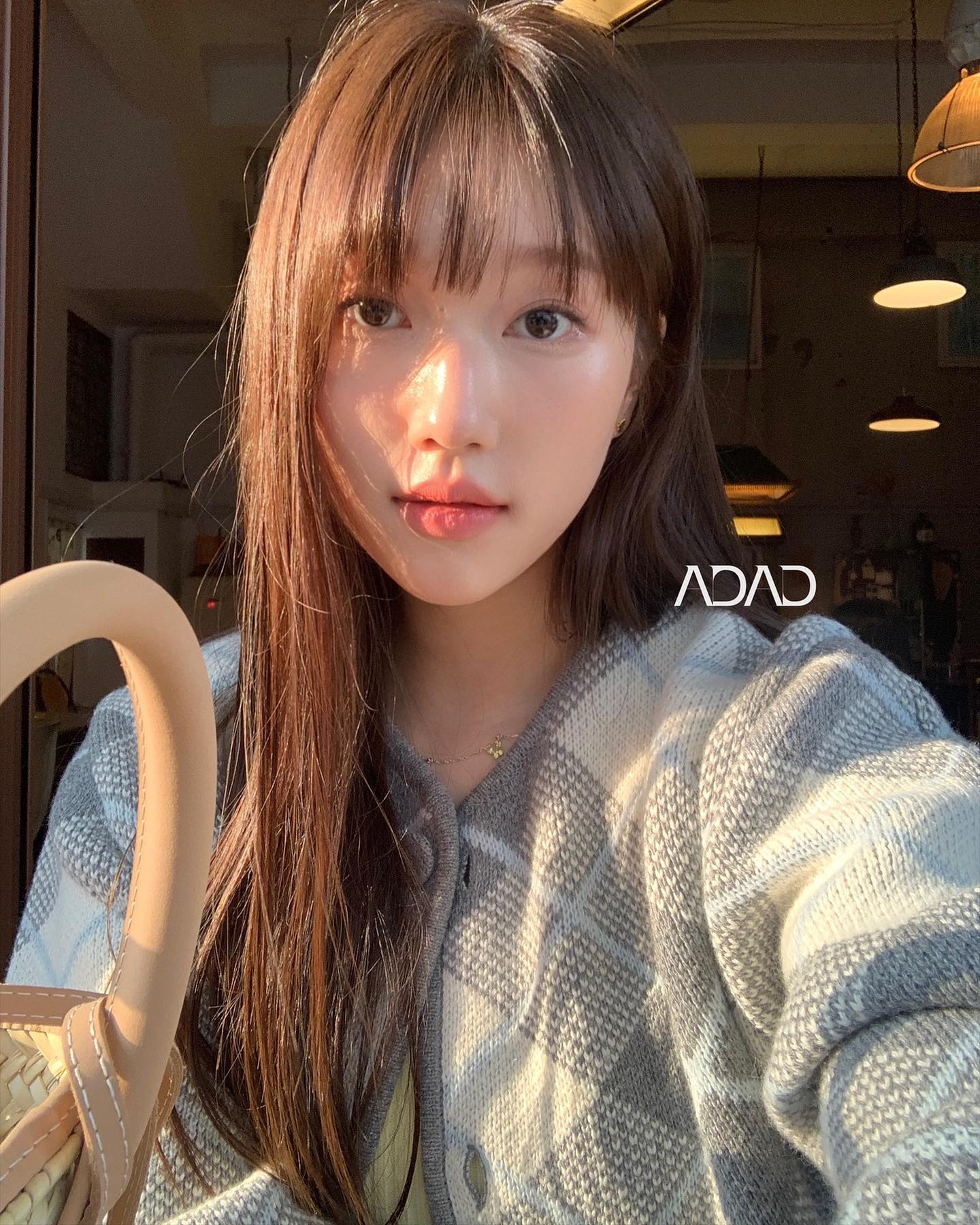 5 màu nhuộm tóc tôn da sáng hồng, dễ áp dụng nhất cho dịp Tết-9