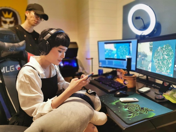 Hiền Hồ lần đầu nói về loạt ảnh từng gây chấn động, đáp trả căng: Chuyện tình cảm một mình em quyết định được hết sao?-6