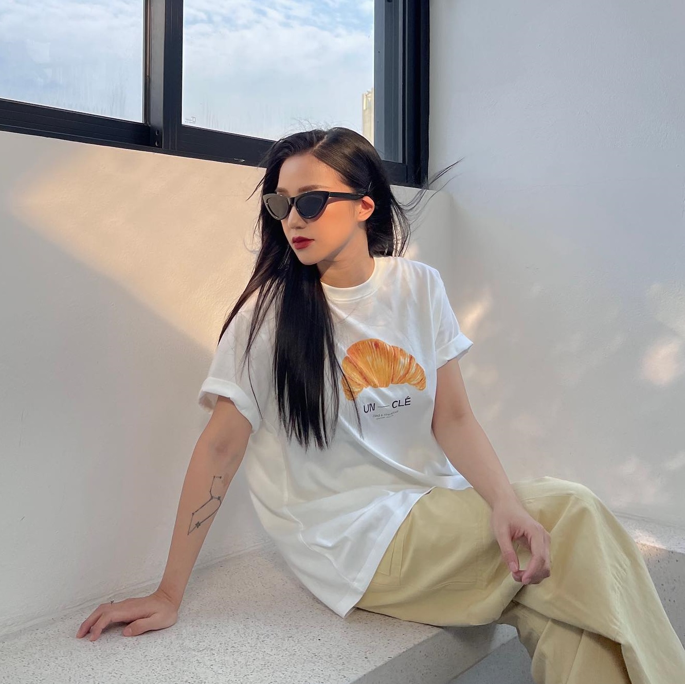 Hot mom Salim chuyên diện quần ống rộng nhưng không gây nhàm chán nhờ loạt cách phối đồ sành điệu-7