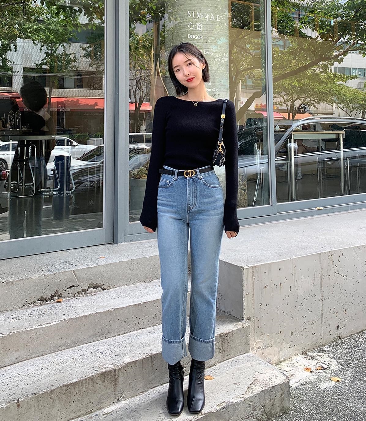 4 kiểu quần tôn chân thon dài, nàng có chiều cao khiêm tốn nên sắm diện Tết-1