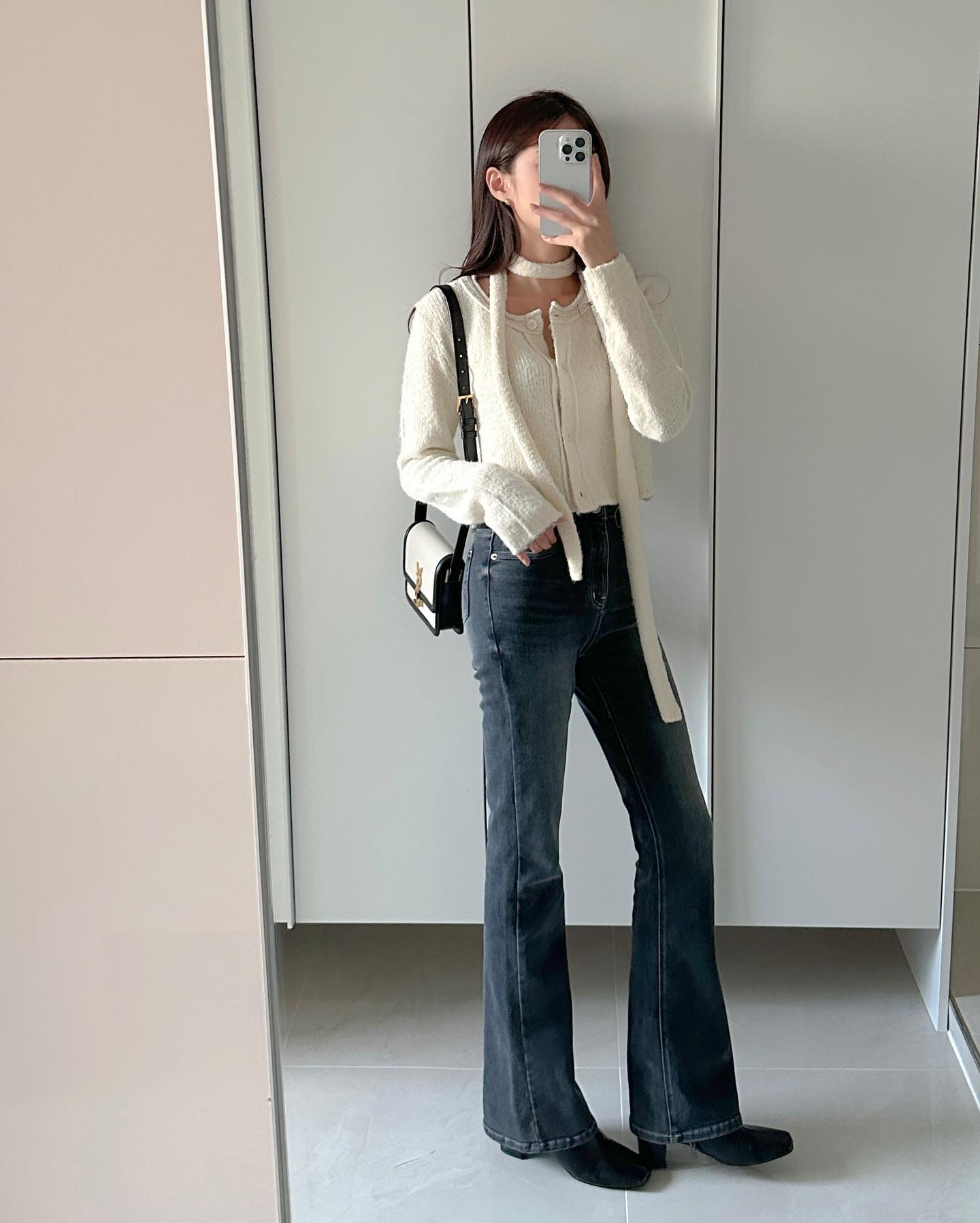 4 kiểu quần tôn chân thon dài, nàng có chiều cao khiêm tốn nên sắm diện Tết-4