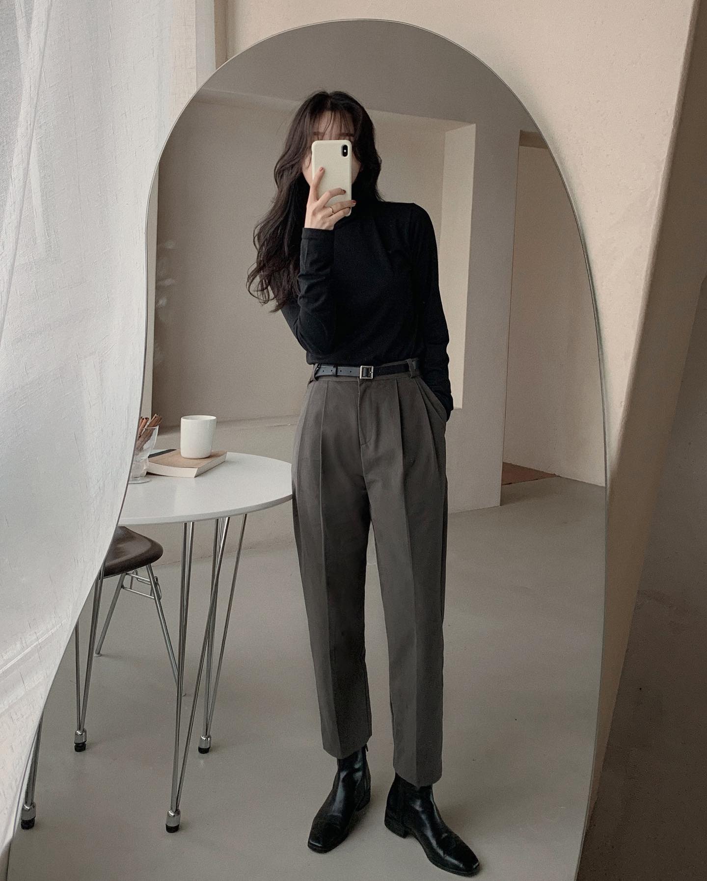 4 kiểu quần tôn chân thon dài, nàng có chiều cao khiêm tốn nên sắm diện Tết-5