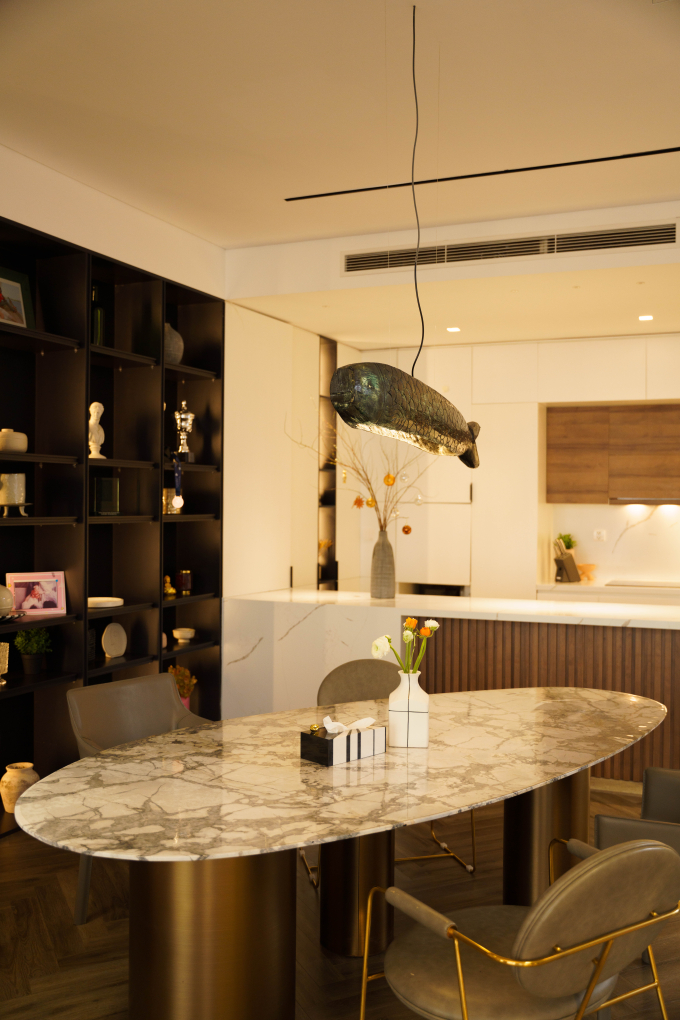 Hội đại gia sống trong penthouse flex căn bếp mùi tiền: Người sở hữu tủ lạnh 500 triệu, người thiết kế hệ thống đèn như khách sạn xa hoa-11