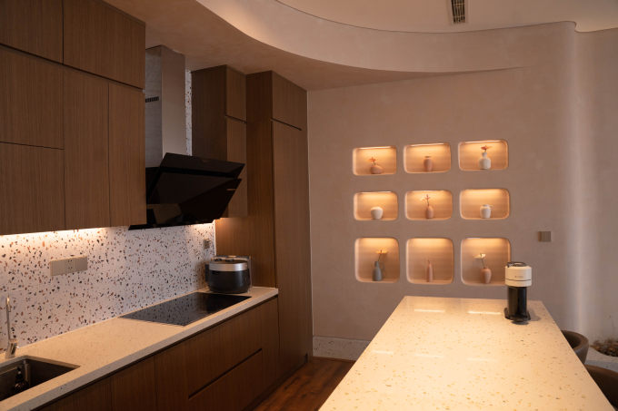 Hội đại gia sống trong penthouse flex căn bếp mùi tiền: Người sở hữu tủ lạnh 500 triệu, người thiết kế hệ thống đèn như khách sạn xa hoa-15