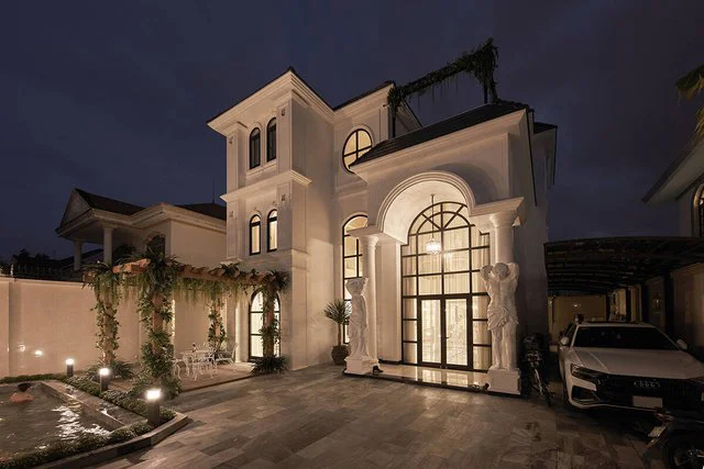 Lần đầu Lệ Quyên khoe cận biệt thự nghỉ dưỡng đang xây ở Đà Lạt với quá nhiều góc sang chảnh-7