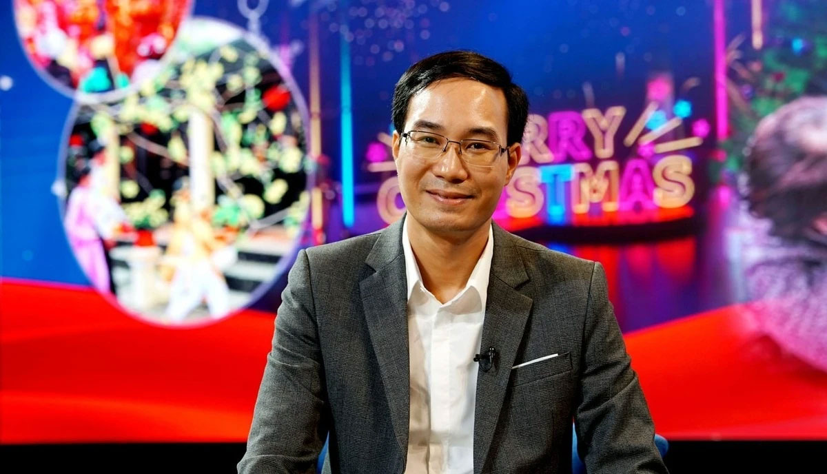 Việc Lưu Thiên Hương tung hê lên mạng xã hội phản cảm không kém-2