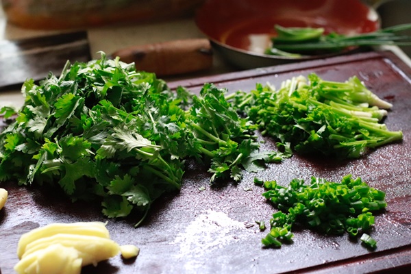 Còn 25&nbsp;ngày nữa là Tết, ghim ngay 3 cách làm món trộn siêu ngon để làm cho bữa cơm tất niên hay khi đón năm mới-13