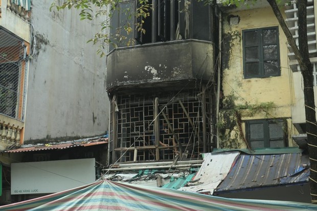 Danh tính 4 người tử vong trong vụ cháy nhà tại phố Hàng Lược-1