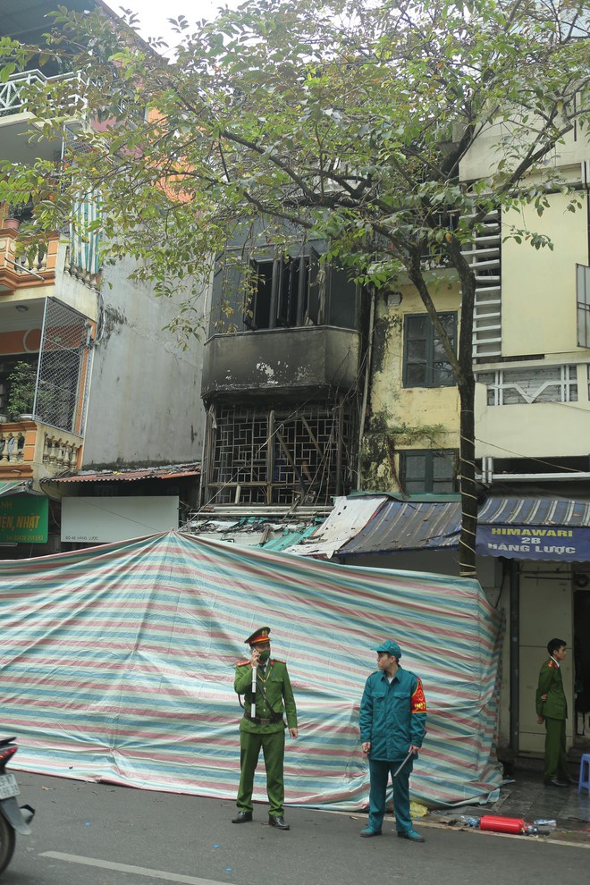 Danh tính 4 người tử vong trong vụ cháy nhà tại phố Hàng Lược-3