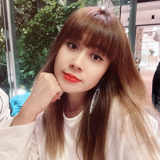 Nữ nghệ sĩ Việt bị đồng nghiệp ném điện thoại vào người, quyết định nghỉ việc là ai?-6