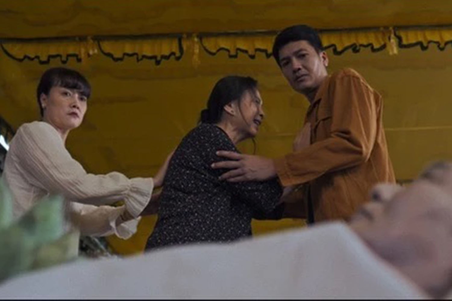 Tình trạng trái ngược của phòng vé Việt-2