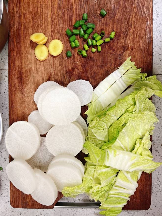 Củ này được ví như nhân sâm mùa đông, đem nấu canh với nấm siêu ngọt ngon-2