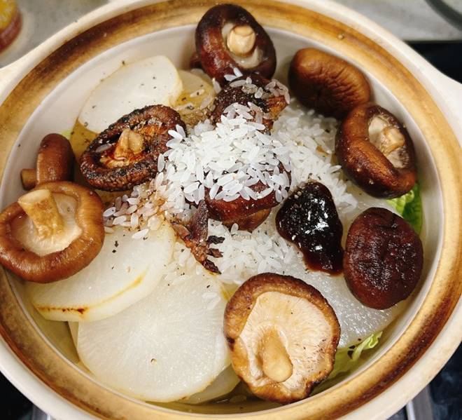 Củ này được ví như nhân sâm mùa đông, đem nấu canh với nấm siêu ngọt ngon-4