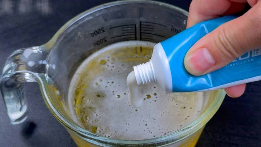 Hòa kem đánh răng với bia có tác dụng gì?-1