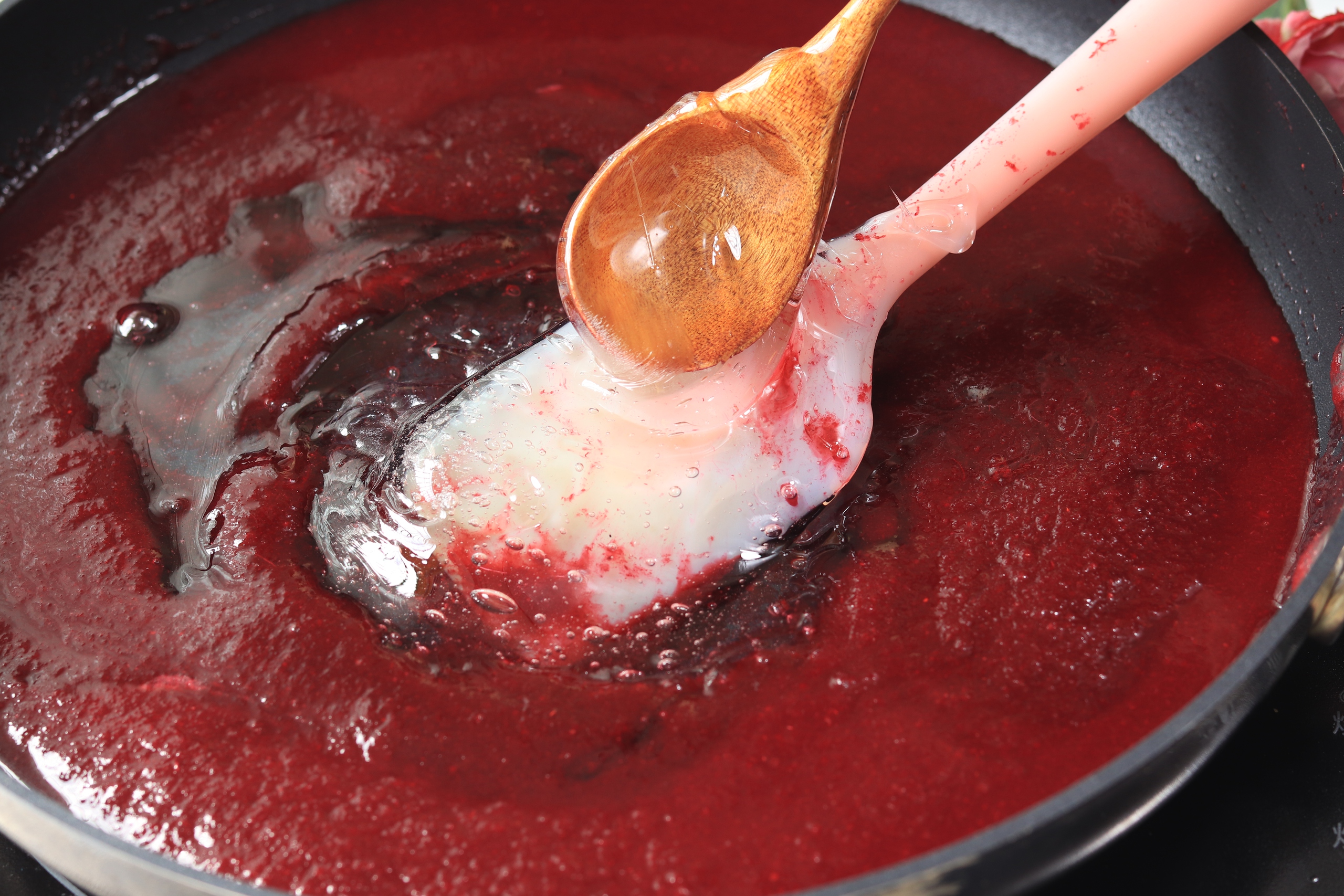 Bỏ qua kẹo nougat đi, hãy làm kẹo lạc theo biến tấu mới cho Tết này: Hương vị chua ngọt, thơm ngon vô cùng!-3