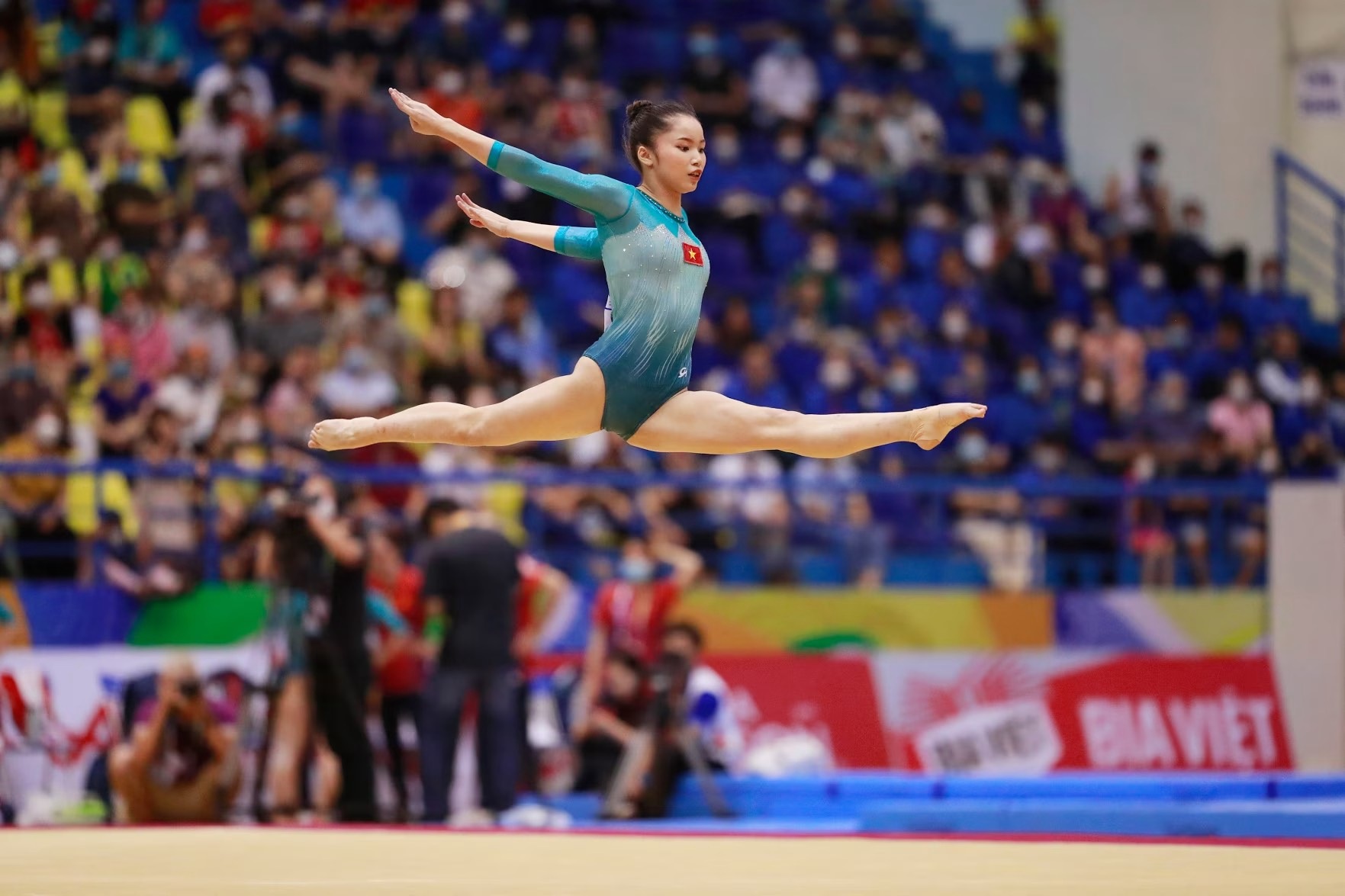 Nhiều cựu VĐV Thể dục dụng cụ lên tiếng bị thu phế tiền thưởng huy chương-1