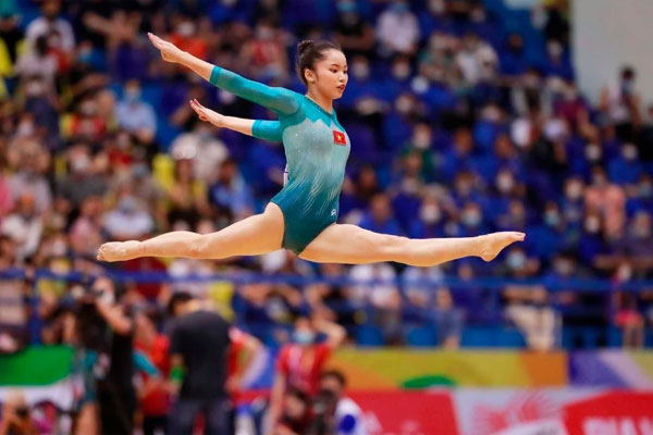 Vụ VĐV tố bị thu phế tiền thưởng: Dừng công tác huấn luyện với 2 HLV-6