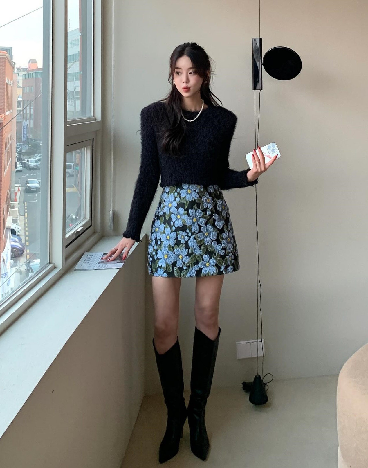 5 mẫu giày hack tuổi, chị em sắm ngay để nâng tầm phong cách Tết-3