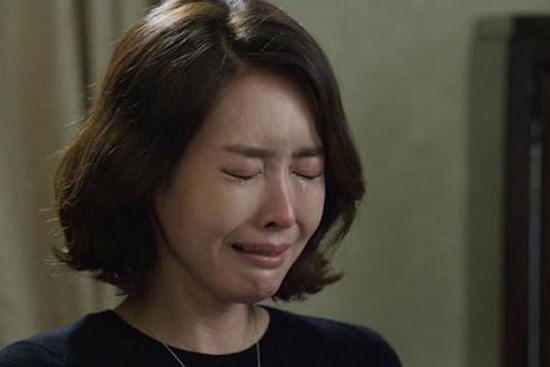 Vợ đưa đơn ly hôn vì chồng ngoại tình, anh cười khẩy nói một câu chết điếng