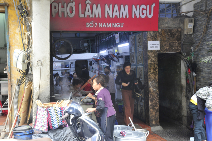 Vụ TikToker đi xe lăn và bà bán phở gà: Nếu tiếp tục chỉ trích L. và vô tình làm tổn thương một cộng đồng thì điều đó không đáng-3