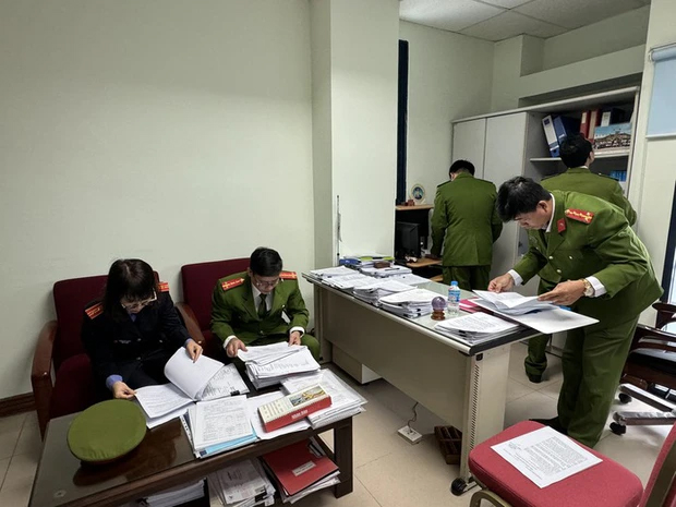 Bắt Phó Cục trưởng Cục Đăng kiểm Việt Nam-2