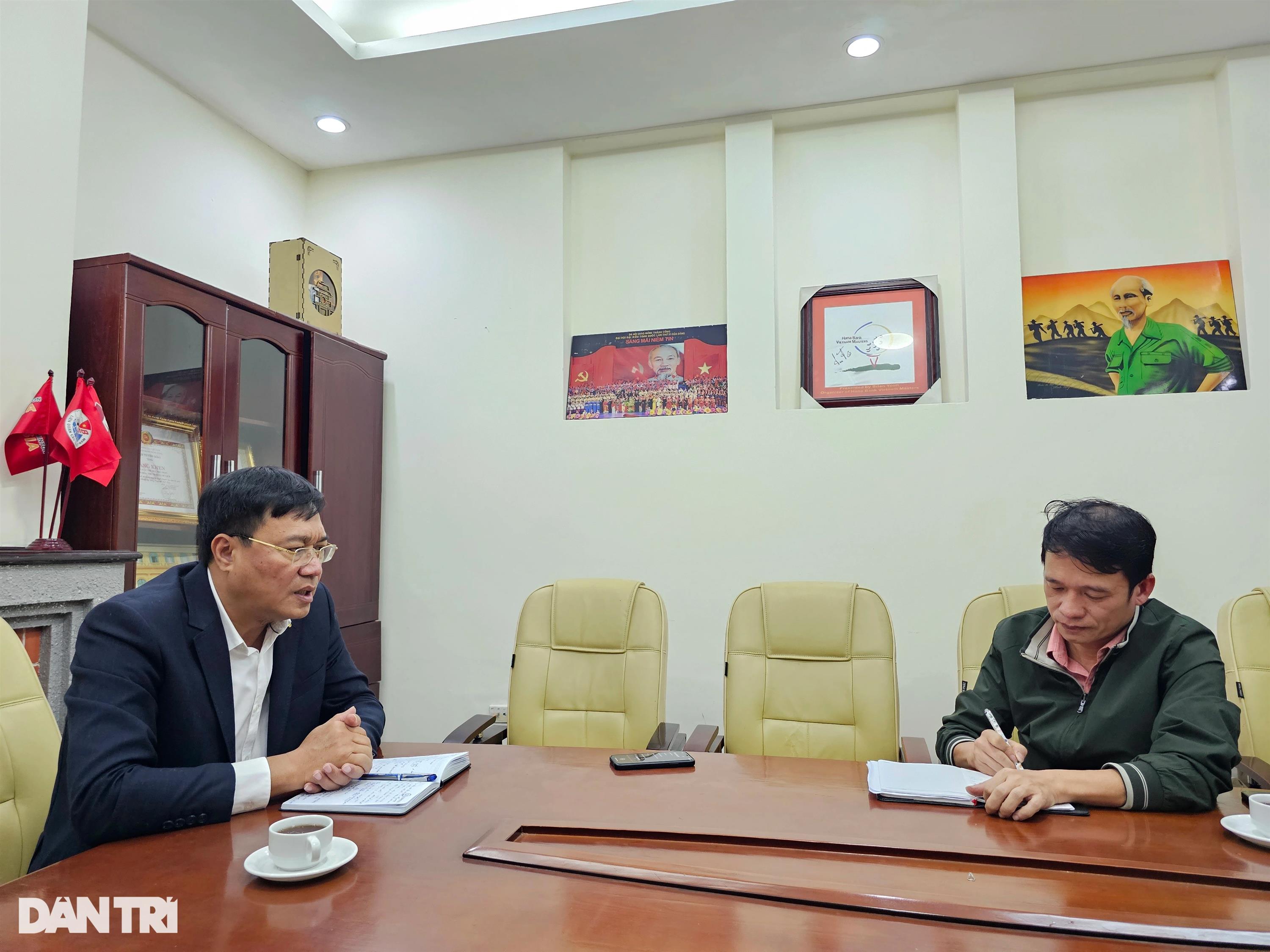 Vụ VĐV tố bị thu phế tiền thưởng: Dừng công tác huấn luyện với 2 HLV-2