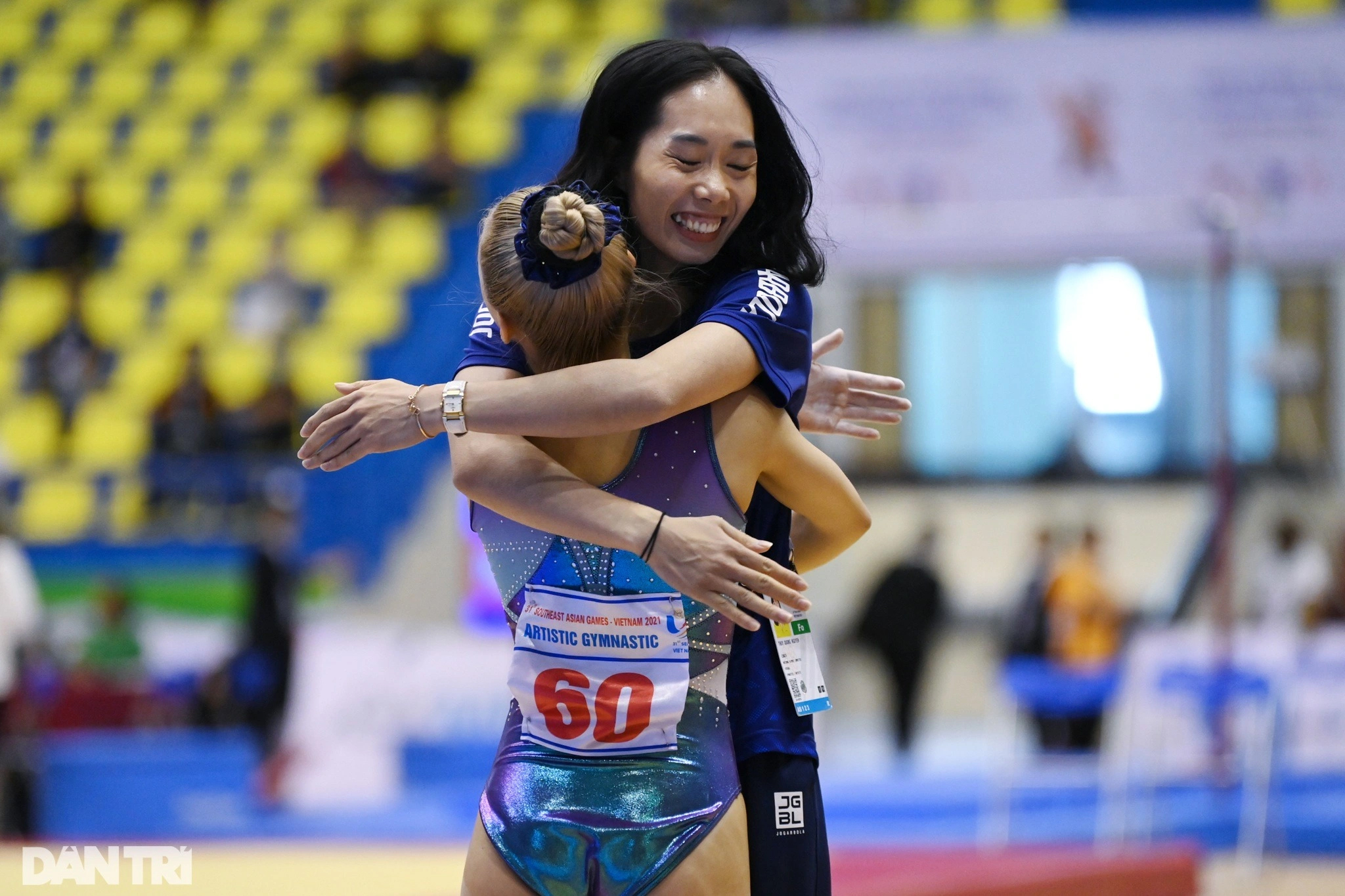 Vụ VĐV tố bị thu phế tiền thưởng: Dừng công tác huấn luyện với 2 HLV-4