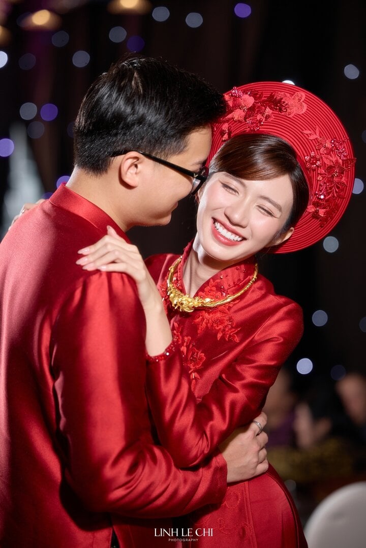 Diễn viên Thương ngày nắng về bật khóc vì hạnh phúc trong ngày ăn hỏi-10