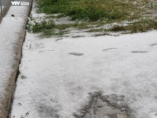 Mưa đá bất ngờ xuất hiện tại Lai Châu-6