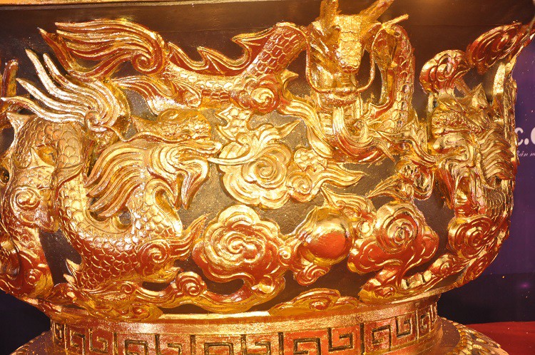 Chậu lan hồ điệp dát vàng đắt nhất Việt Nam, chủ nhân hét giá” 3,86 tỷ đồng-8