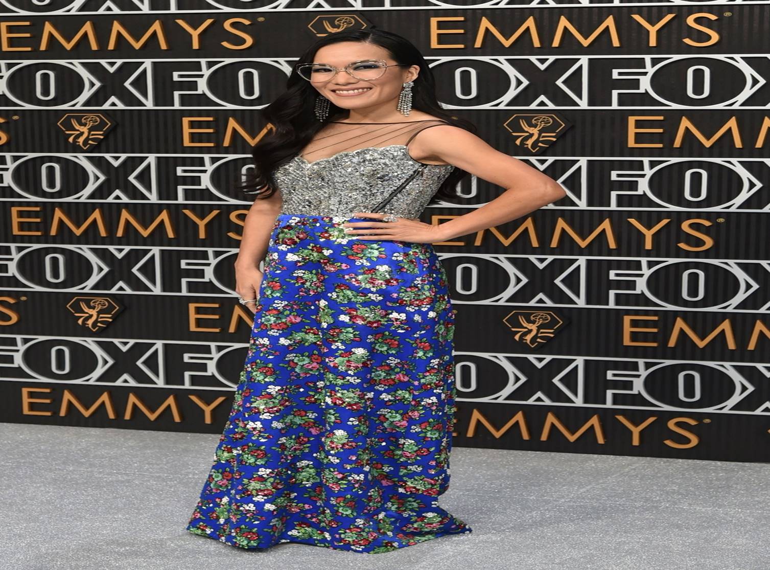 Những bộ cánh đẹp nhất trên thảm đỏ Emmy 2023-14