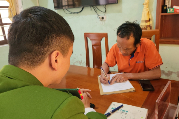 Bố vừa mất chưa được 100 ngày thì mẹ qua đời vì tai nạn, 2 đứa trẻ lâm cảnh mồ côi-5