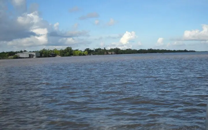 3 thợ lặn mất tích sau tiếng nổ lớn ở Cà Mau: Thông tin mới nhất-1